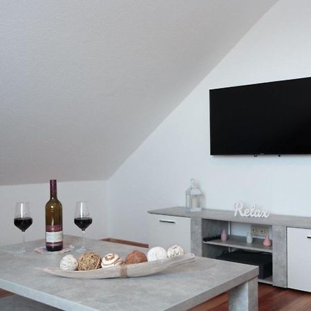 Ferienwohnung Grauschiefer Irsch Exterior foto