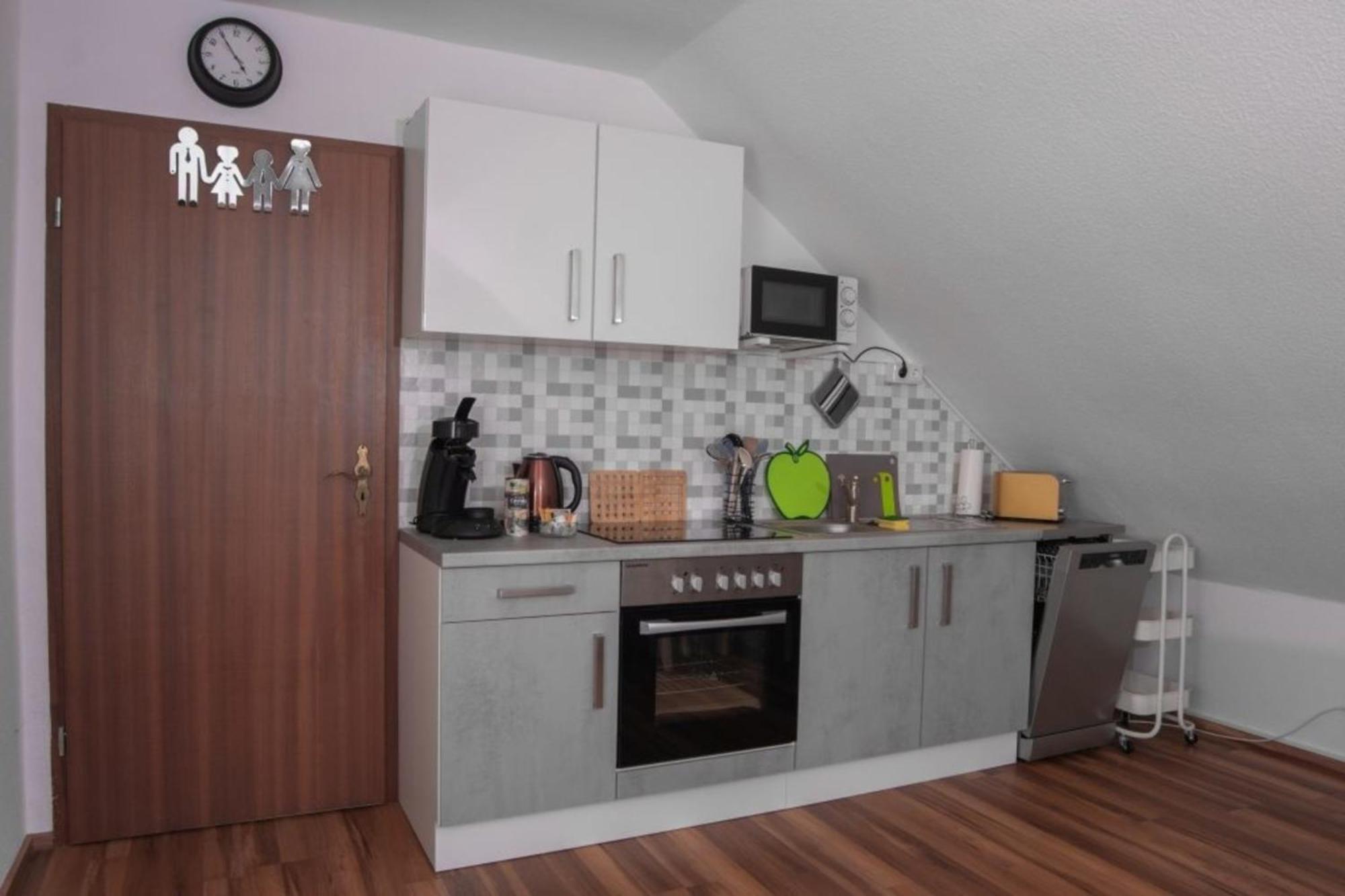 Ferienwohnung Grauschiefer Irsch Exterior foto